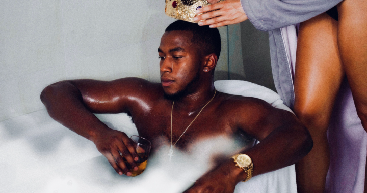 Listen to “Sneaky Link” by BDX The Don