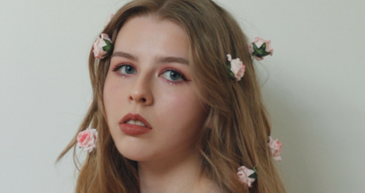 Indie Pop Artist Komo Shares New EP “Dawn”