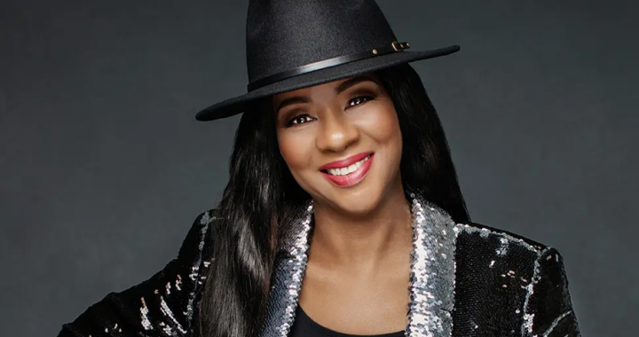 Hope and splendid melodies with LOLITA MOORE’s album “LOVED”