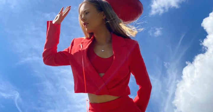 Out now: “Loving You” by rising artist EMMA KELLY