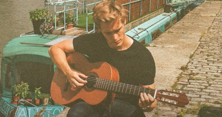 Listen to the beautiful ‘Sin Tu Amor’ by AYRTON JIMENEZ