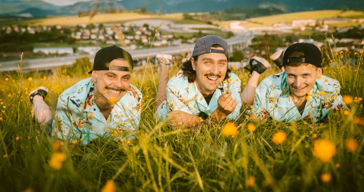 Riding the day with Jamming with the devil