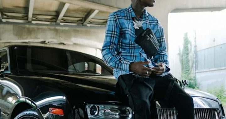 Enter the world of hip-hop and R&B star BRB Loopy