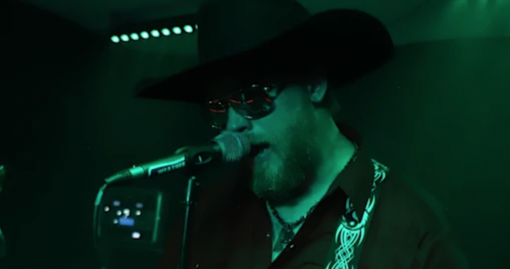 Discovering Tallon Weatherby with the infectious “Reach For The Sky”