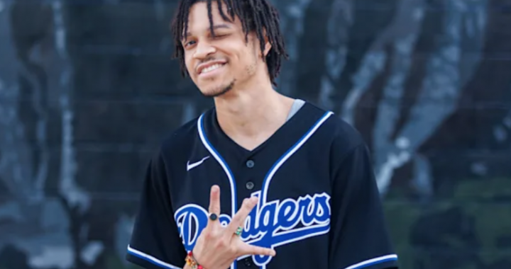 Enter the world of TheGrandWy-Z