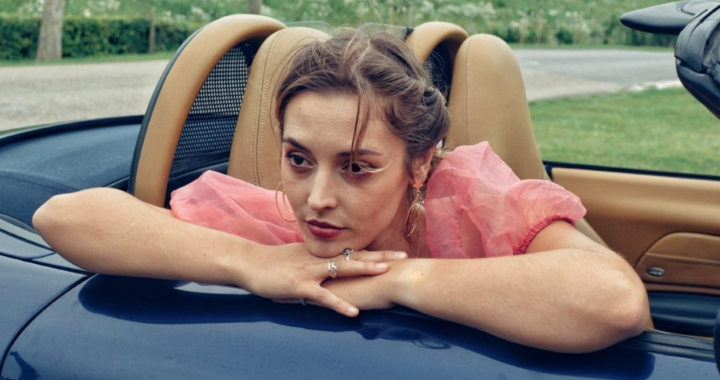 Unique and addictive: “Drive” by SABRINA