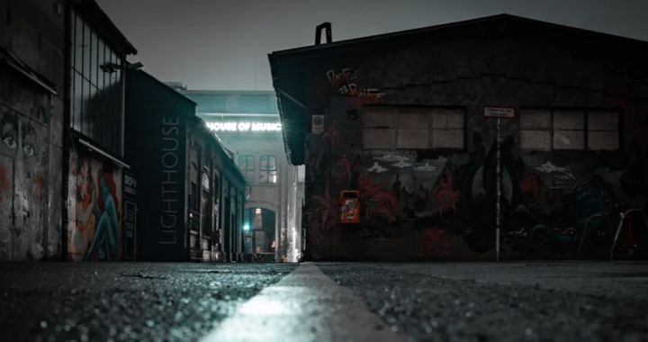 Echoes of Berlin: The Pulse of Underground Music