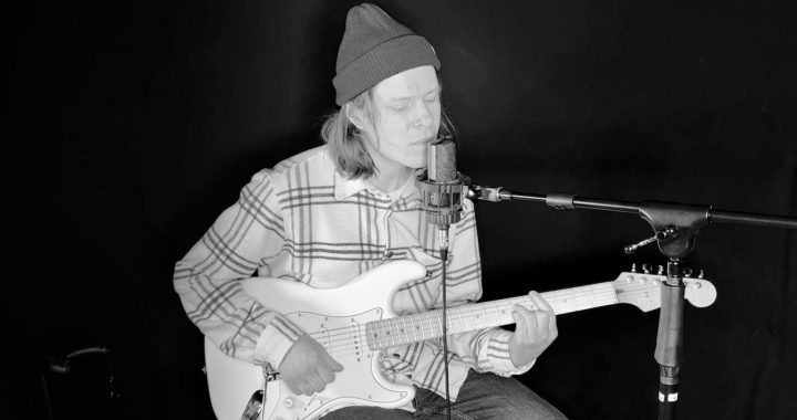 Lo.Krain: A Journey Through Melancholic Melodies and Poetic Fusion