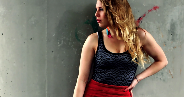 Roxanne: The Summer Diva with “Can’t Stop This Feeling”
