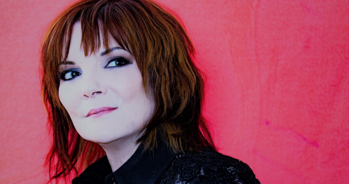 Eileen Carey – “Carry Me Away”: A Folk Breeze That Heals and Uplifts