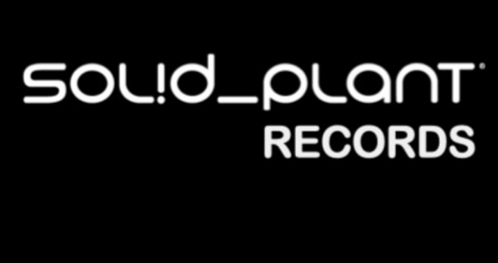 A Breath of Unworldly Music: “Echo in My Phone” by Solid Plant Records