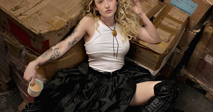 Janet Devlin – Working For The Man: A Song That Carries Both Fire and Grace
